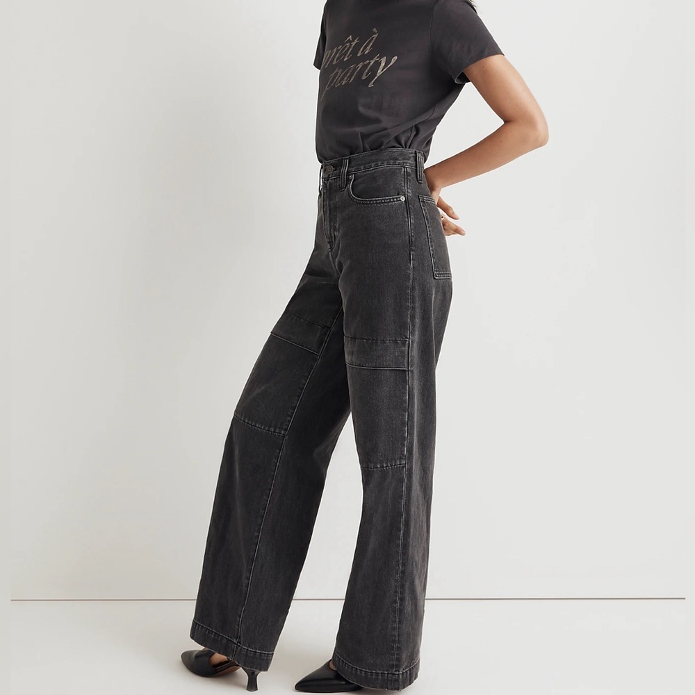 Superwide-Leg Jeans in Gunter Wash - Picture 3 of 5